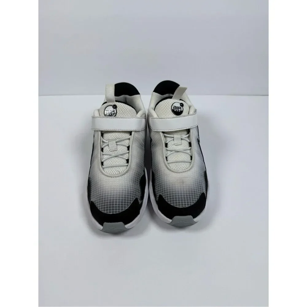 Nike Air Max Boys/Girls Running Shoes White Black Size 3Y - Picture 6 of 9